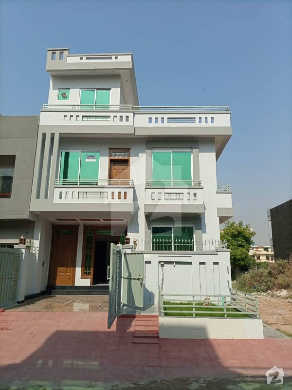Brand New 25x40 Triple Storey House For Sale With 5 Bedrooms In G13 Islamabad