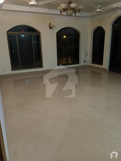 ایف ۔ 11/3 ایف ۔ 11 اسلام آباد میں 6 کمروں کا 1 کنال مکان 2.2 لاکھ میں کرایہ پر دستیاب ہے۔ ایف ۔ 11/3 ایف ۔ 11 اسلام آباد میں 6 کمروں کا 1 کنال مکان 2.2 لاکھ میں کرایہ پر دستیاب ہے۔