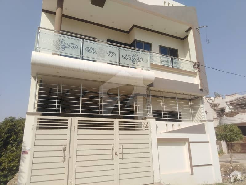 علامہ اقبال ایونیو جہانگی والا روڈ بہاولپور میں 4 کمروں کا 5 مرلہ مکان 95 لاکھ میں برائے فروخت۔