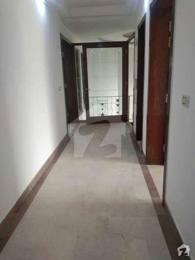 1 Kanal Upper Portion For Rent In Dha Phase 4 Block Gg 1 Kanal Upper Portion For Rent In Dha Phase 4 Block Gg