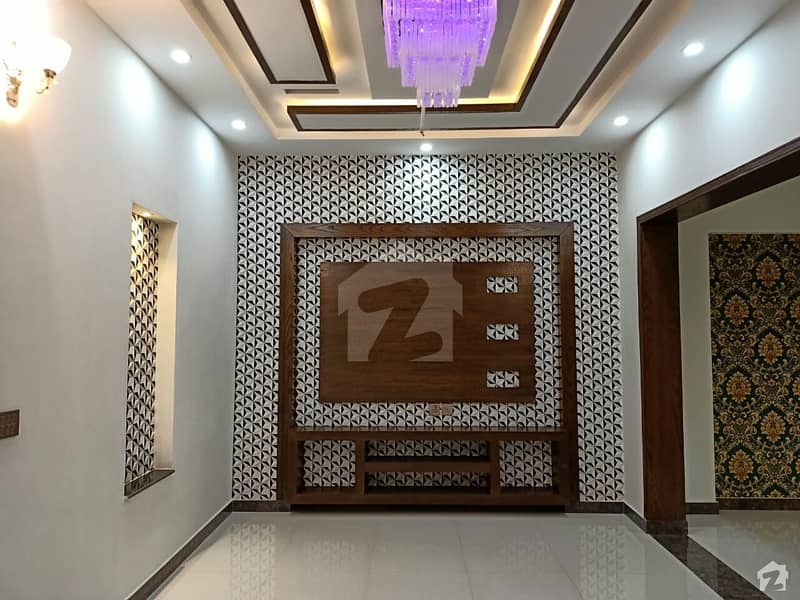 House Sized 3 Kanal Is Available For Sale In Model Town