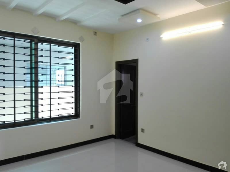 Pakistan Town 1 Kanal Upper Portion Up For Rent