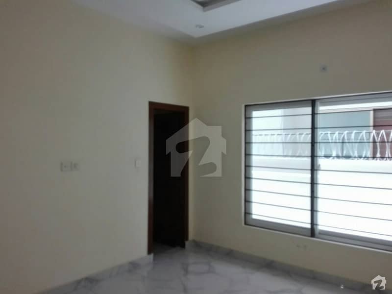 Upper Portion Of 10 Marla For Rent In Pakistan Town