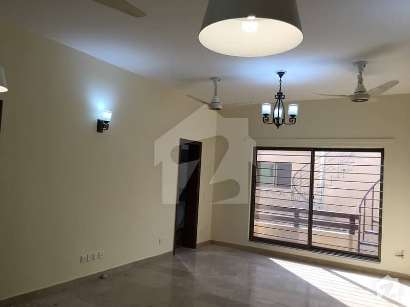 Upper Portion In Bahria Town Sized 4500  Square Feet Is Available