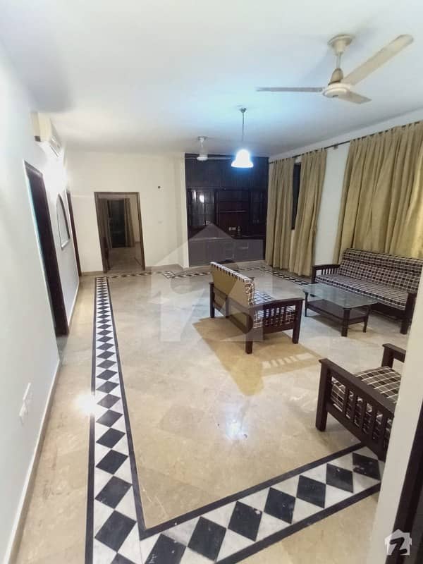 2250  Square Feet Flat For Sale In Beautiful F-11