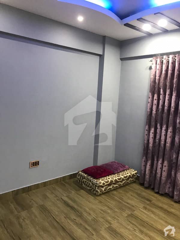 1150  Square Feet Flat For Rent In Zamzama