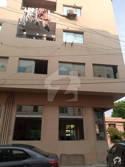 1800  Square Feet Flat Ideally Situated In D. H. A