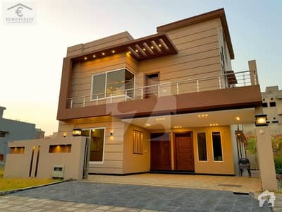 Luxury 10 Marla House Is Available For Sale Luxury 10 Marla House Is Available For Sale