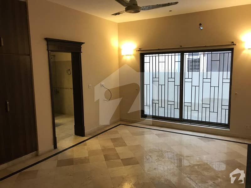 Beautiful Location One Kanal Full House Available For Rent In Dha Phase 6 Near Gloria Jeans