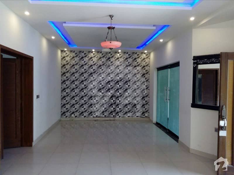 1 Kanal House for Rent in Phase 4