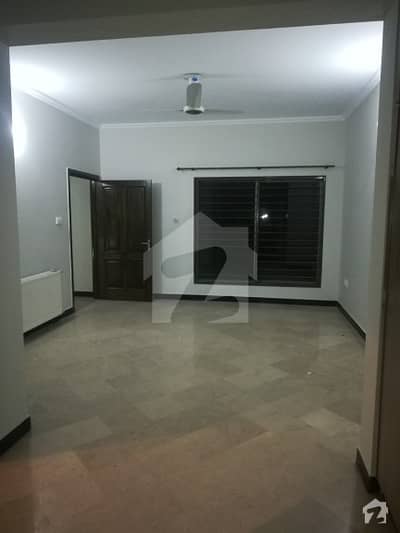 Top Class House With Basement For Rent In Ph4 For More Call Us