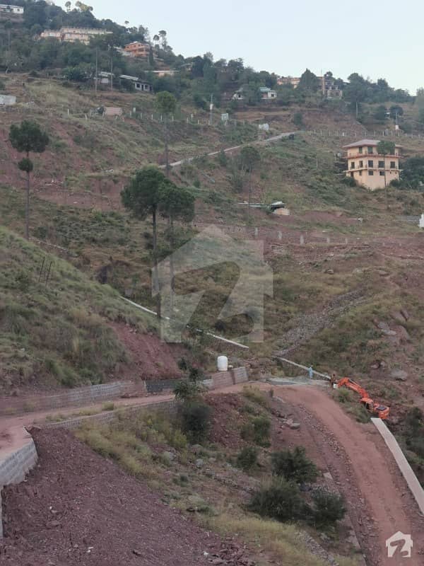 Ideal Commercial Plot For Sale In Murree Expressway