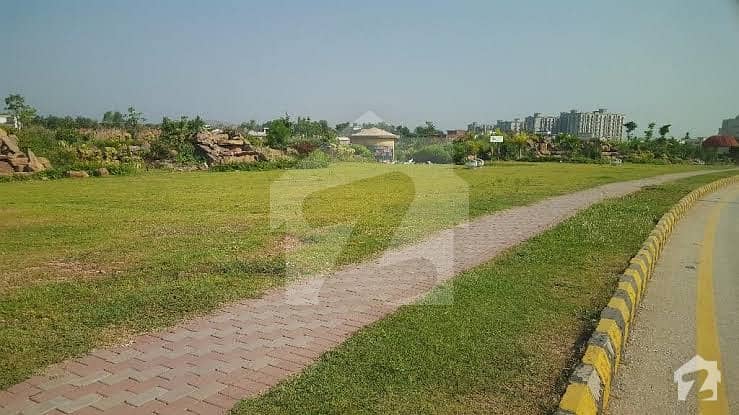 Excellent Location Plot Size 30x50