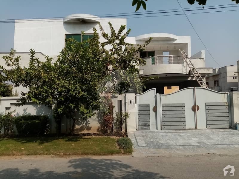 1 Kanal House In DC Colony For Sale