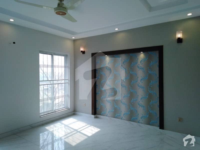 10 Marla Upper Portion Available For Rent In Paragon City