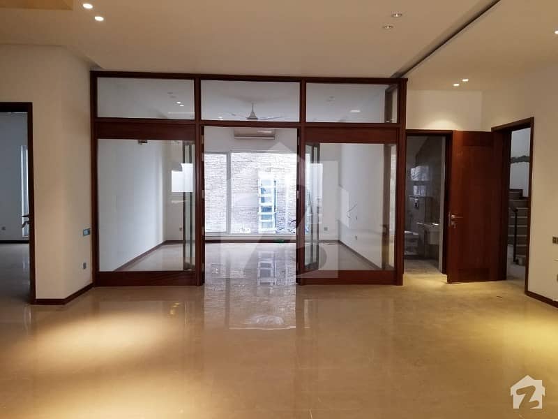 Prime Location Upper Portion For Rent In F-7 Islamabad