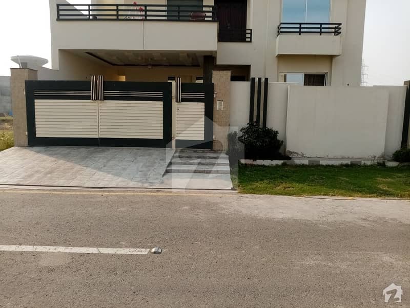10 Marla House Situated In Satiana Road For Rent
