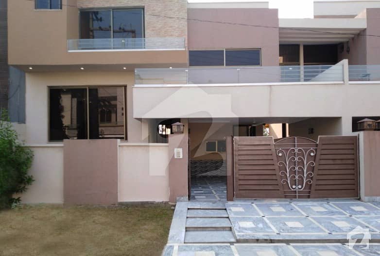 10 Marla House For Sale In P1 Block Of Valencia Housing Society Lahore