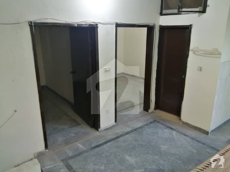 ٹاؤن شپ ۔ سیکٹر اے2 ٹاؤن شپ لاہور میں 4 کمروں کا 2 مرلہ مکان 60 لاکھ میں برائے فروخت۔