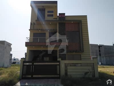 نیو سٹی فیز 2 نیو سٹی واہ میں 4 کمروں کا 6 مرلہ مکان 1.12 کروڑ میں برائے فروخت۔ نیو سٹی فیز 2 نیو سٹی واہ میں 4 کمروں کا 6 مرلہ مکان 1.12 کروڑ میں برائے فروخت۔