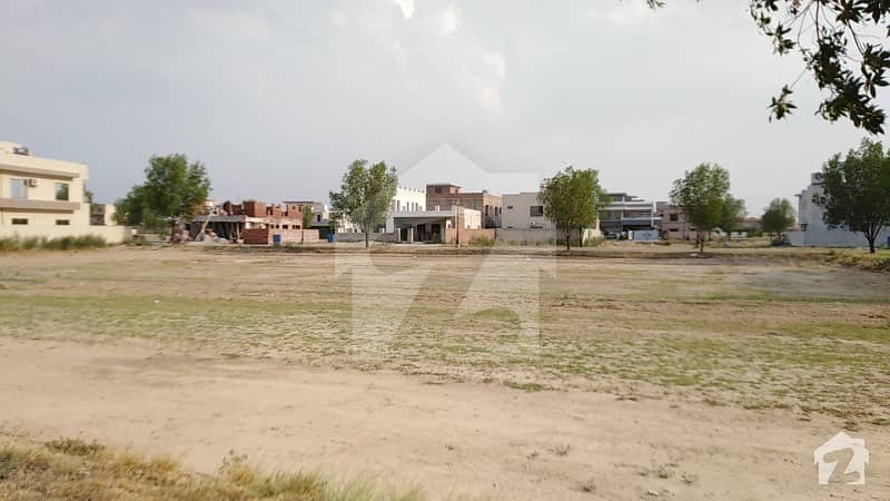 1 Kanal Plot Facing Park In Lake City In Sector M 3 Ready To Build Your Dream House