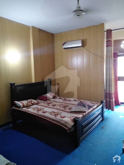 Faisal Town Moon Market Lahore 1050 Square Feet Furnished Flat 3 Bed Attached Bath For Sale