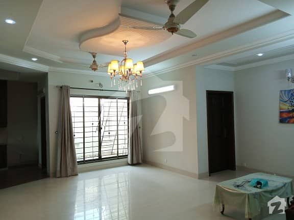 Lower Portion Of 2250  Square Feet In Dha Defence For Rent