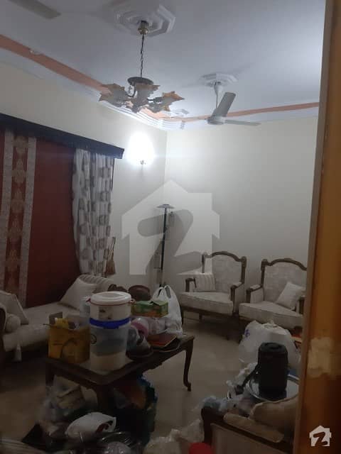 گلستانِِ جوہر ۔ بلاک 3 گلستانِ جوہر کراچی میں 6 کمروں کا 10 مرلہ مکان 3.6 کروڑ میں برائے فروخت۔