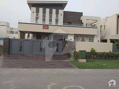 1 Kanal Stylish Designer Bungalow For Sale In DHA 1 Kanal Stylish Designer Bungalow For Sale In DHA