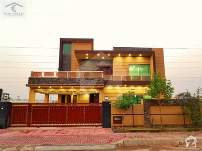 Amazing 7 Bed 22 Marla House Is Available For Sale With Large Lawn Amazing 7 Bed 22 Marla House Is Available For Sale With Large Lawn