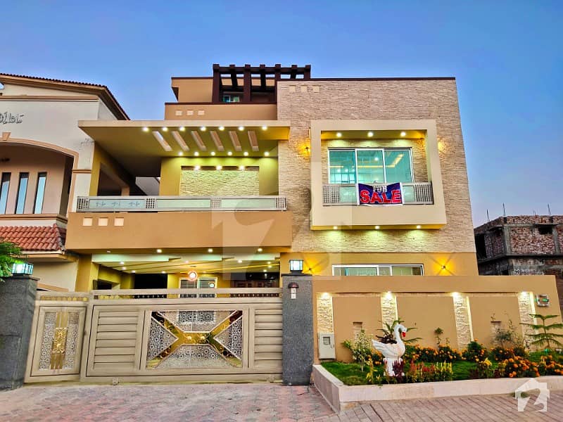 Stylish Design House For Sale Facing Park