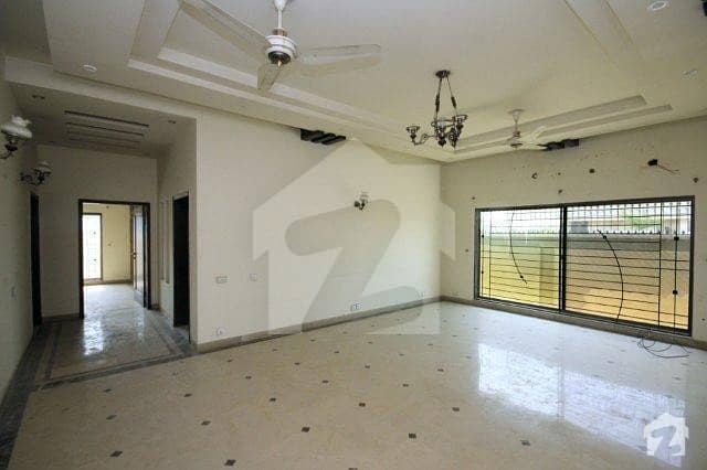 1 Kanal House Is Available For Rent In Phase 6 DHA