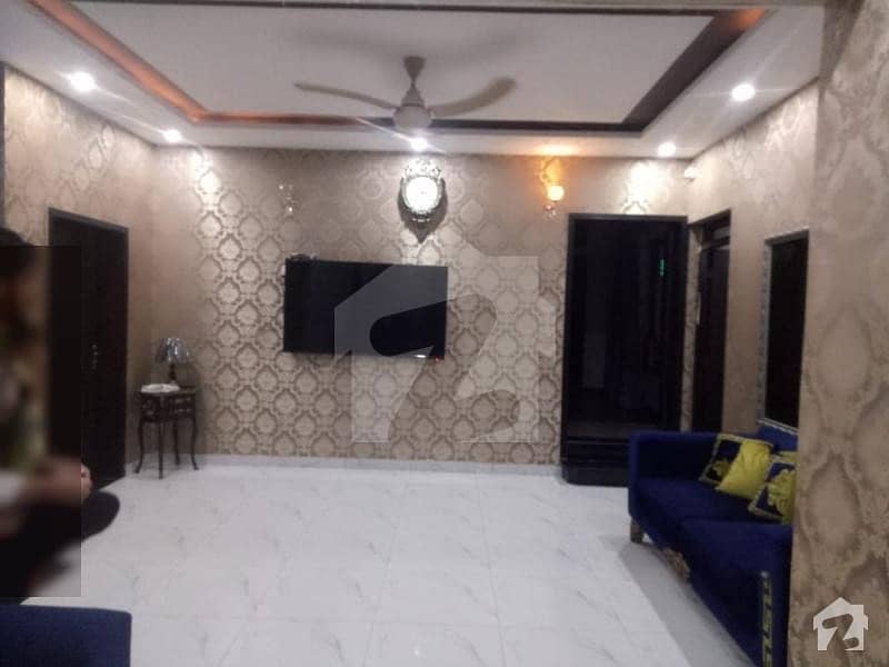 گلبرگ 3 - بلاک جی گلبرگ 3 گلبرگ لاہور میں 4 کمروں کا 11 مرلہ مکان 4.2 کروڑ میں برائے فروخت۔