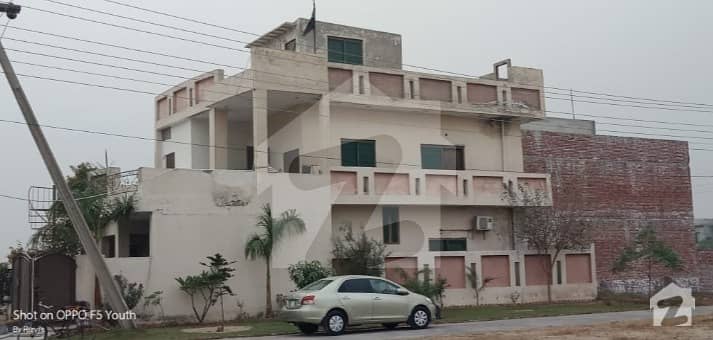2250  Square Feet House Situated In Raiwind Road For Sale