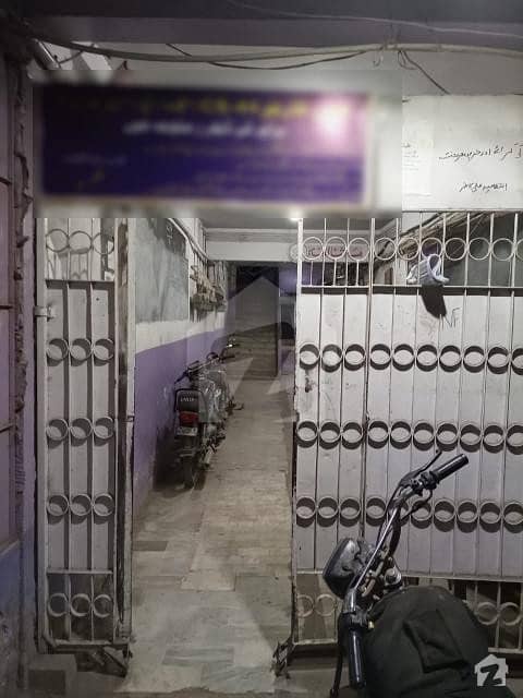 عائشہ منزل کراچی میں 2 کمروں کا 3 مرلہ فلیٹ 40 لاکھ میں برائے فروخت۔