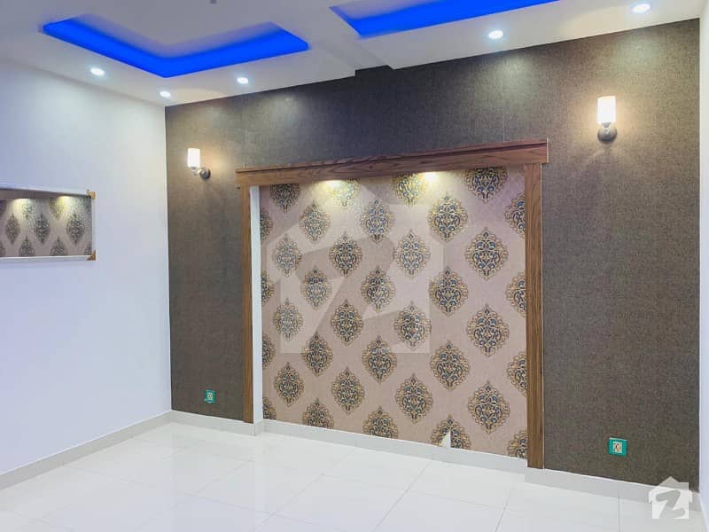 بحریہ ٹاؤن ۔ بلاک اے اے بحریہ ٹاؤن سیکٹرڈی بحریہ ٹاؤن لاہور میں 3 کمروں کا 5 مرلہ مکان 46 ہزار میں کرایہ پر دستیاب ہے۔