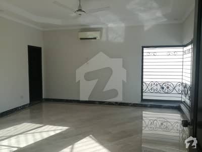 Kanal Luxury Upper Portion Available For Rent In Phase 4 Kanal Luxury Upper Portion Available For Rent In Phase 4