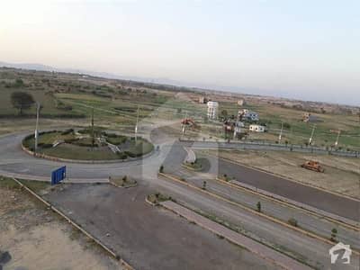 University Town Block C 50x90 Non Possession Plot For Sale University Town Block C 50x90 Non Possession Plot For Sale