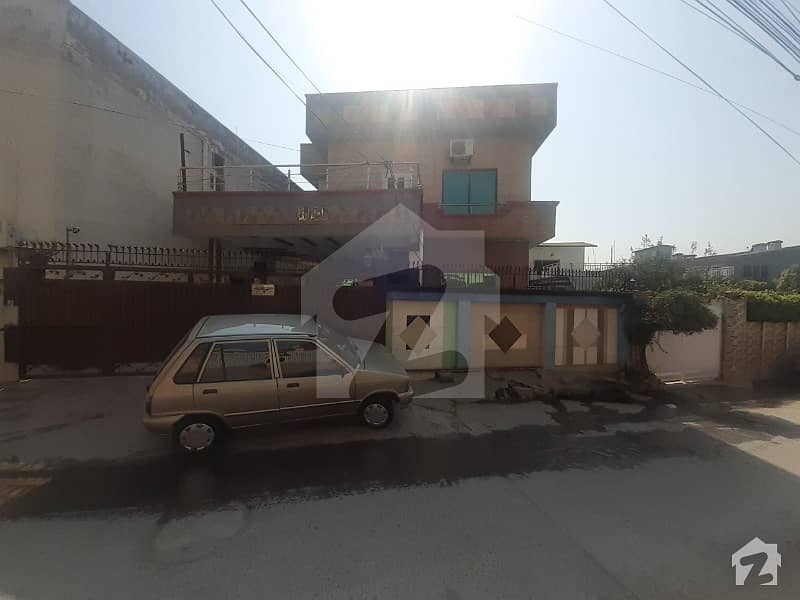 نیو لالہ زار راولپنڈی میں 6 کمروں کا 10 مرلہ مکان 1.95 کروڑ میں برائے فروخت۔