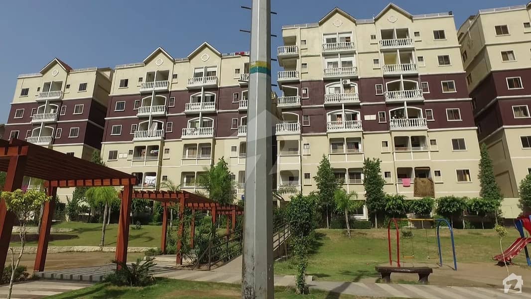 Flat Of 804 Square Feet For Sale In DHA Defence