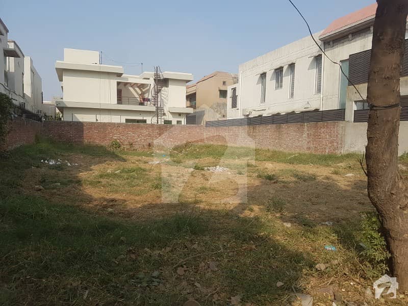 1 Kanal Residential Plot Near 439 Block Xx Phase 3