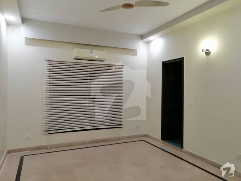 1 Kanal Bungalow Available For Rent In Block C Phase 6