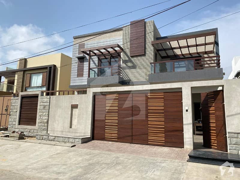 Bungalow For Sale In Phase 6