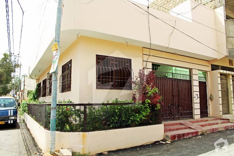 جہانگیر ٹاؤن گلشنِ اقبال ٹاؤن کراچی میں 2 کمروں کا 5 مرلہ مکان 1.6 کروڑ میں برائے فروخت۔