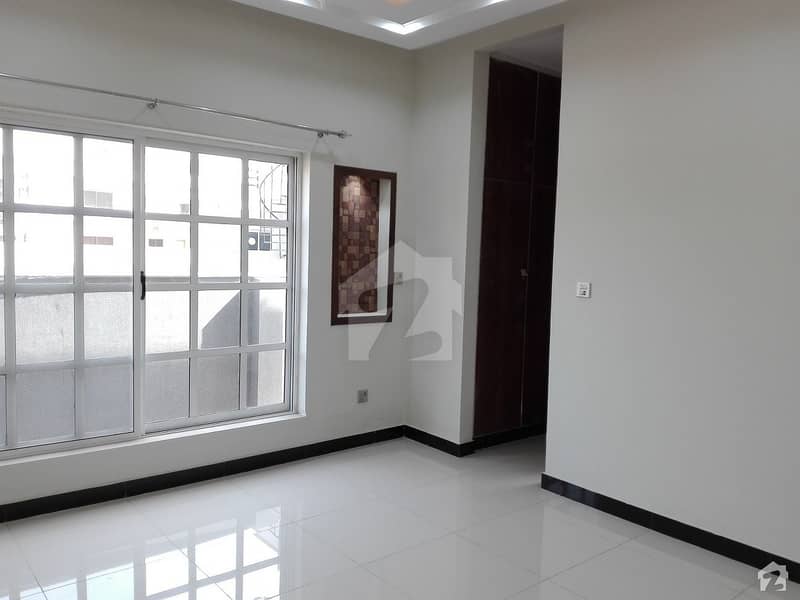 3200 Square Feet House In G-11 For Sale At Good Location