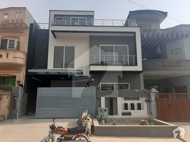 30x60 Brand New Luxirious House For Sale In G13