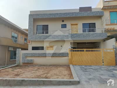 Street Corner House Available For Sale Street Corner House Available For Sale