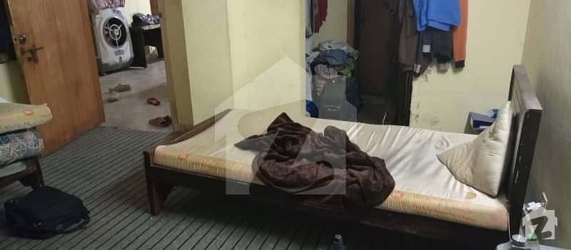 1010 Square Feet Room Is Available For Rent In G-8 1010 Square Feet Room Is Available For Rent In G-8
