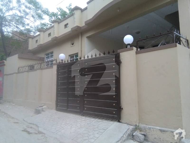 Good 1350  Square Feet House For Sale In Janjua Town