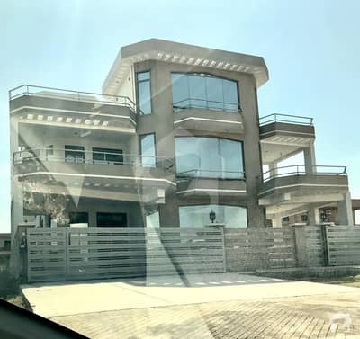 Main Double Road 50x90 House For Sale In G13 Main Double Road 50x90 House For Sale In G13